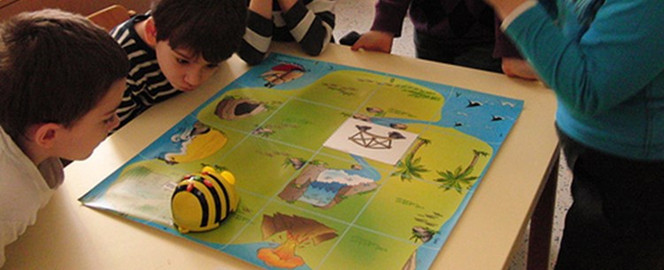 ICT Teaching Strategies: Maximising student capabilities with beebots 